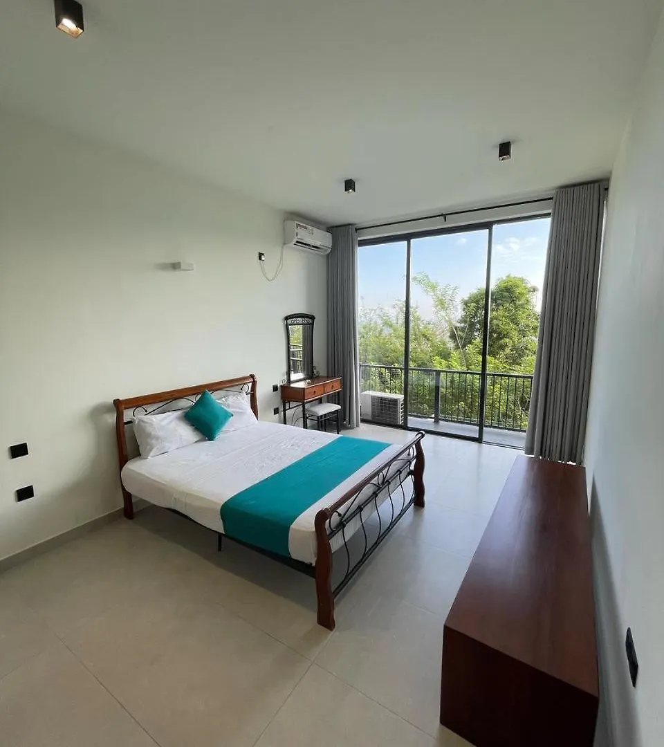 Amelia Misty Hills Bed and Breakfast Κάντι