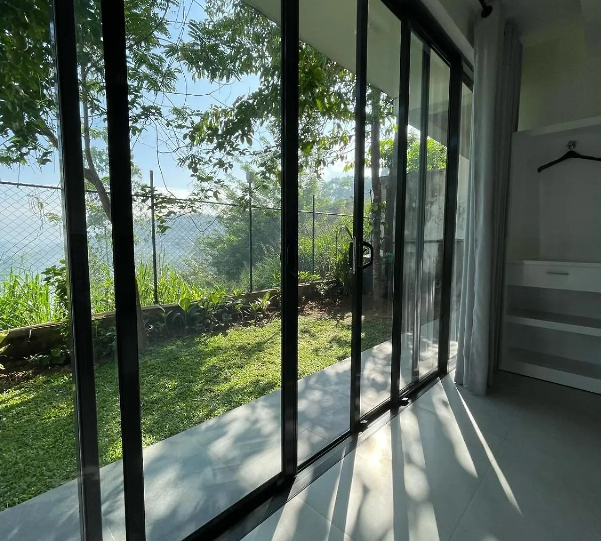 Amelia Misty Hills Bed and Breakfast Κάντι