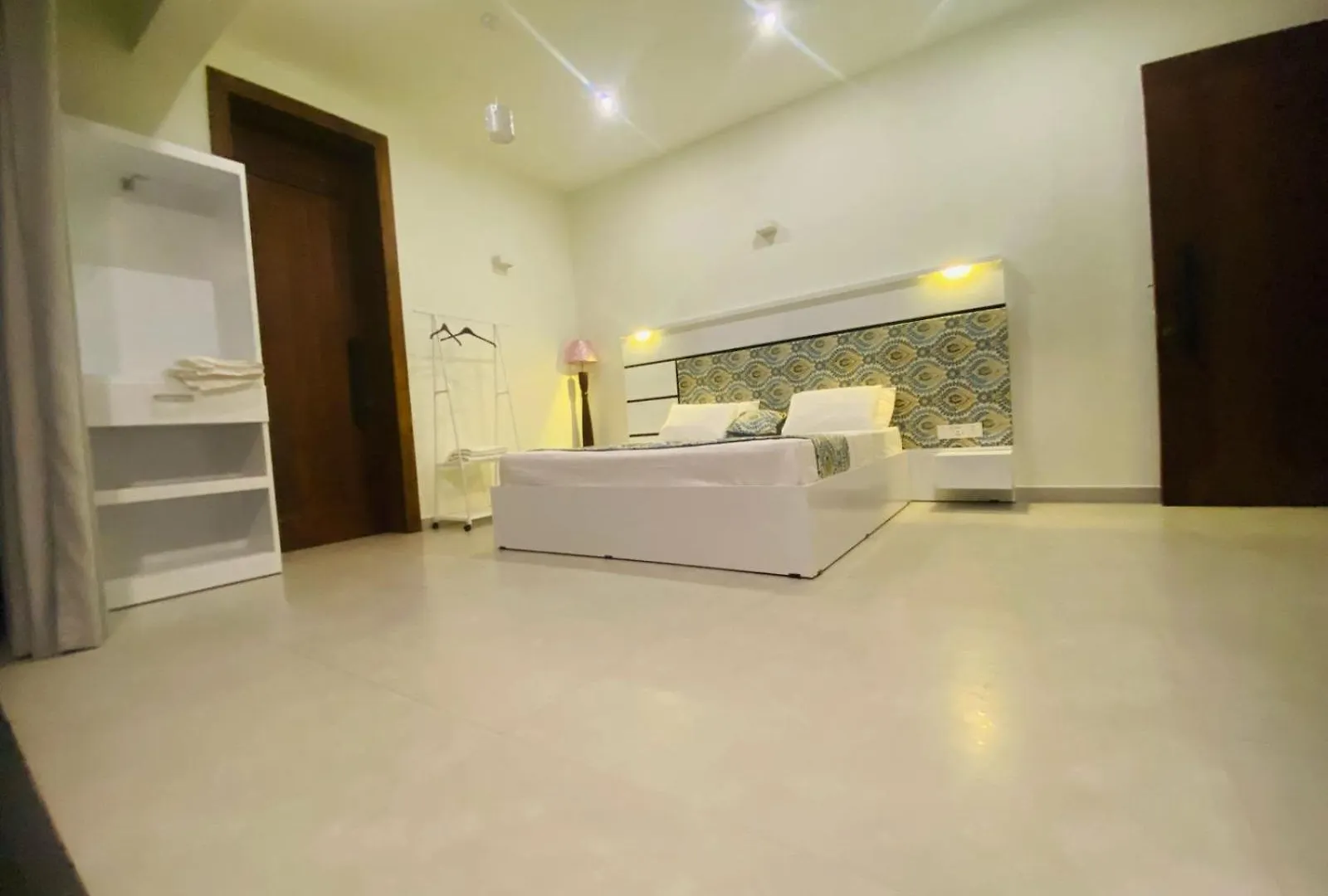 Amelia Misty Hills Bed and Breakfast Κάντι